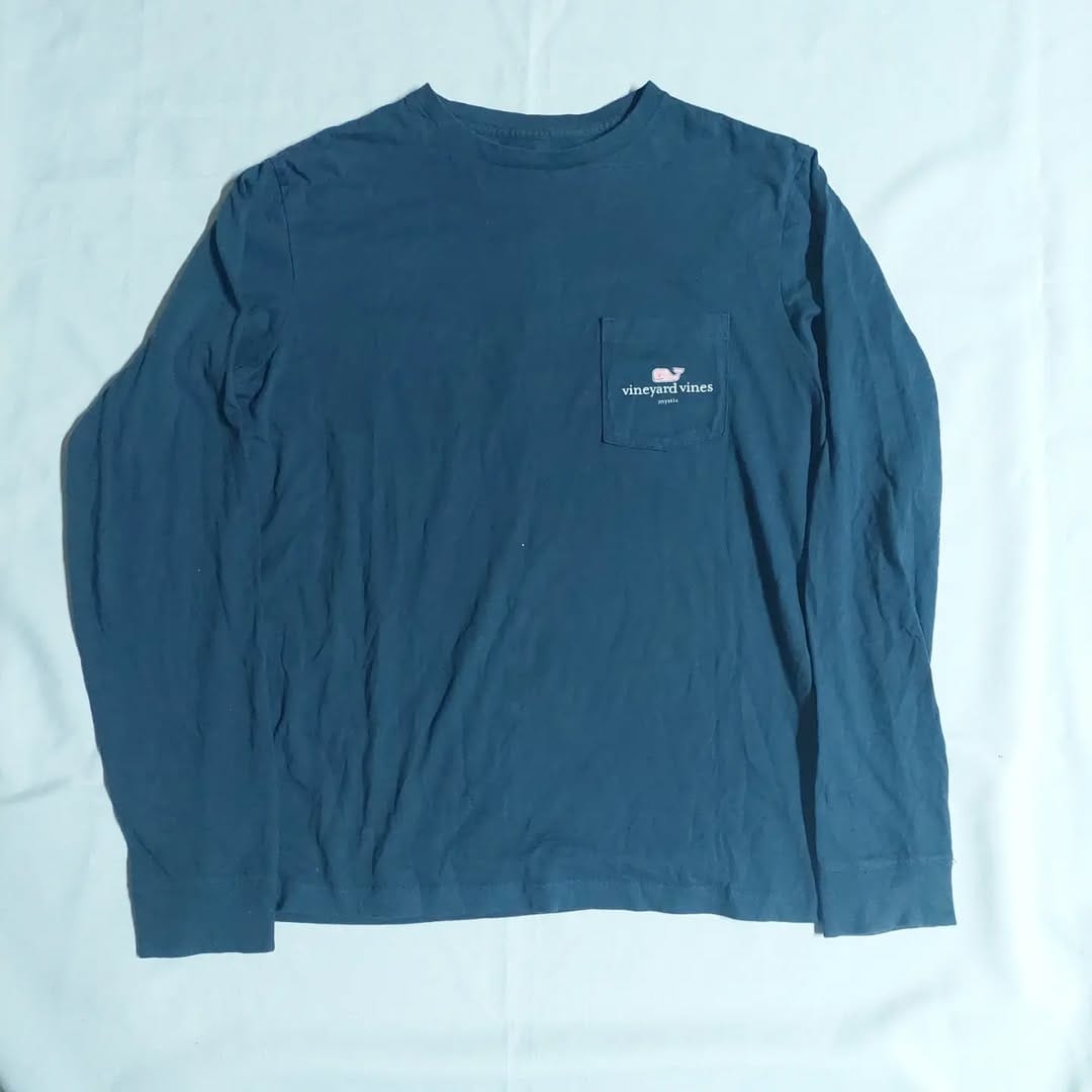 Post 9 by Mango's Clothes on Instagram (carousel)