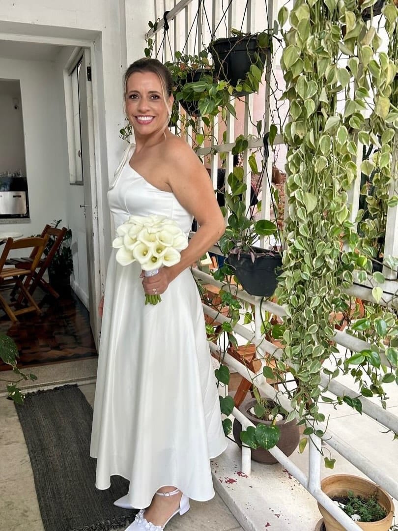 Post 7 by SAPATOS DE NOIVA & FESTA 👰✨ on Instagram (carousel)
