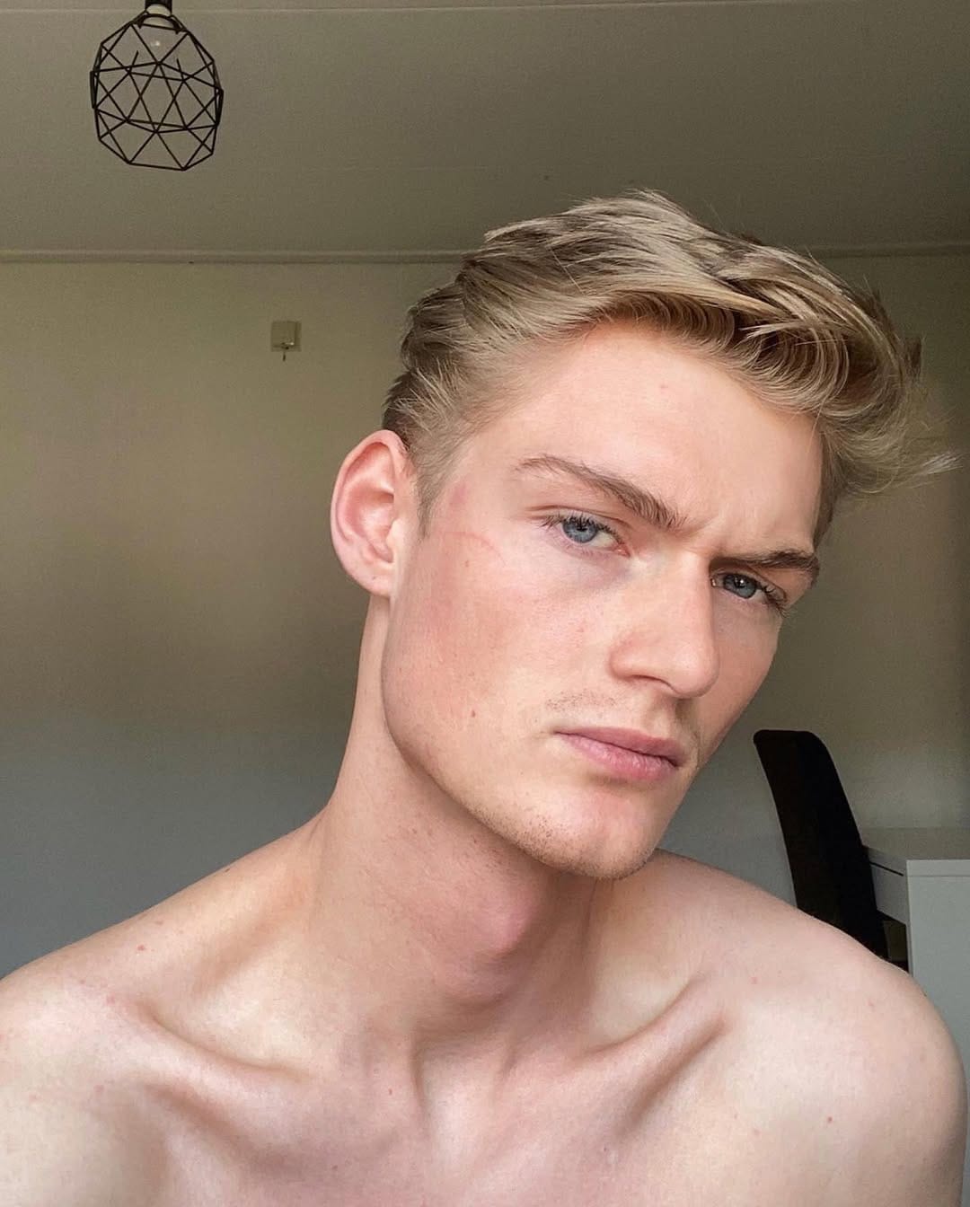 Post 10 by Jorik Hazekamp on Instagram (carousel)