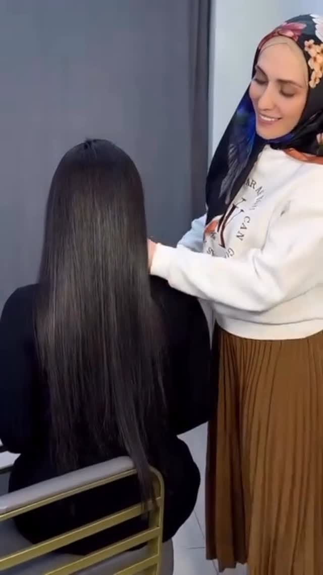Post 4 by Диана Мусаева | Международный колорист•наставник on Instagram (video)