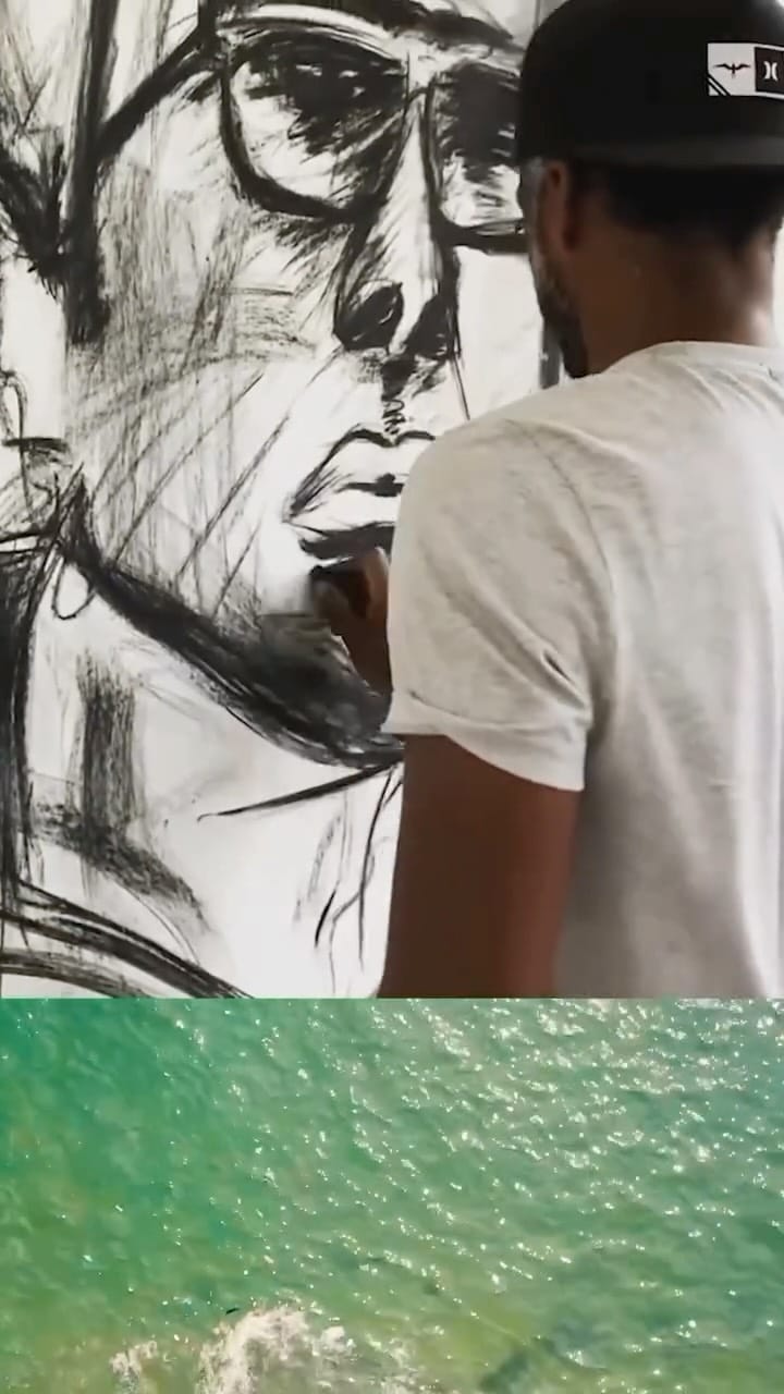 Post 5 by B I N E L D E  H Y R C A N on Instagram (video)