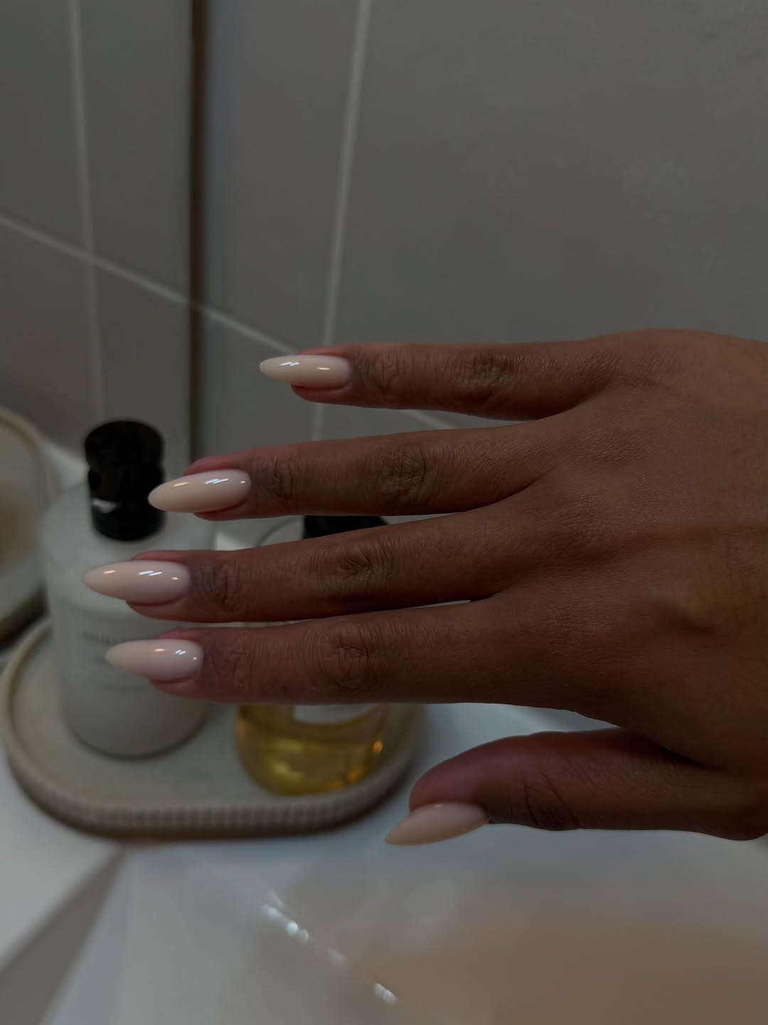 Post 3 by ONGLE TEYAH  MASTERCLASS on Instagram (carousel)