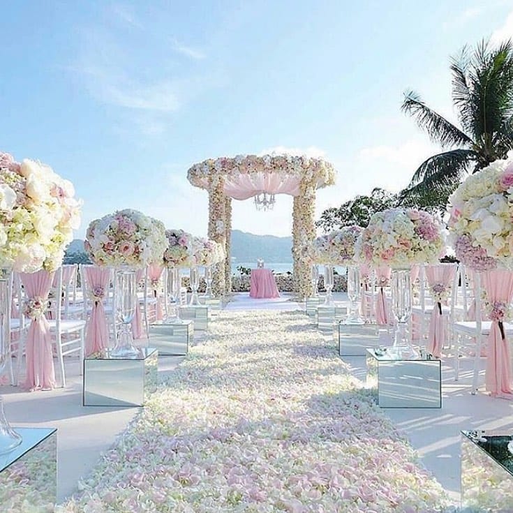 Post 8 by Chair Cover Factory on Instagram (image)