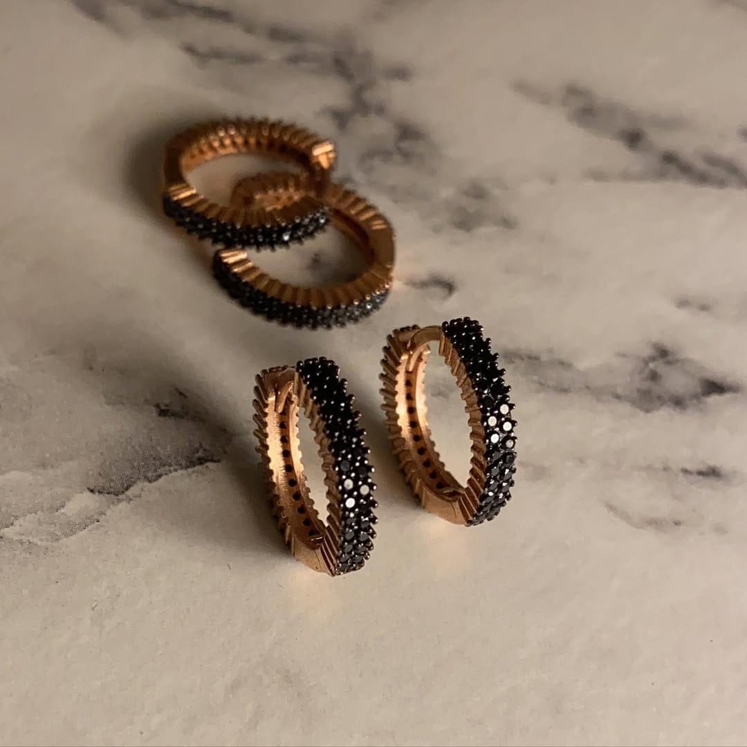 Post 2 by S I L V E R L A D Y on Instagram (carousel)