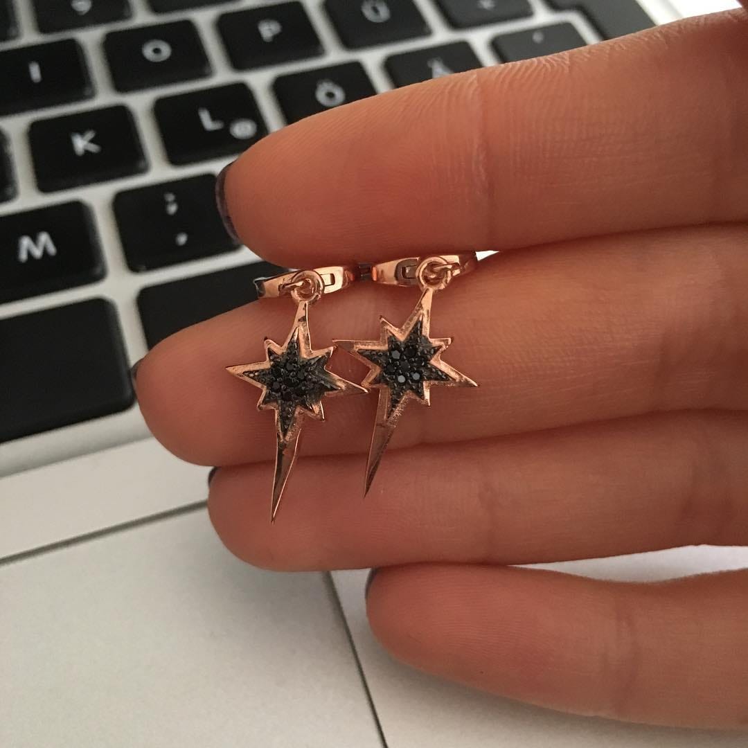 Post 8 by S I L V E R L A D Y on Instagram (image)