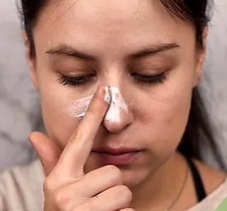 Post 7 by Makeup 101 on Instagram (image)