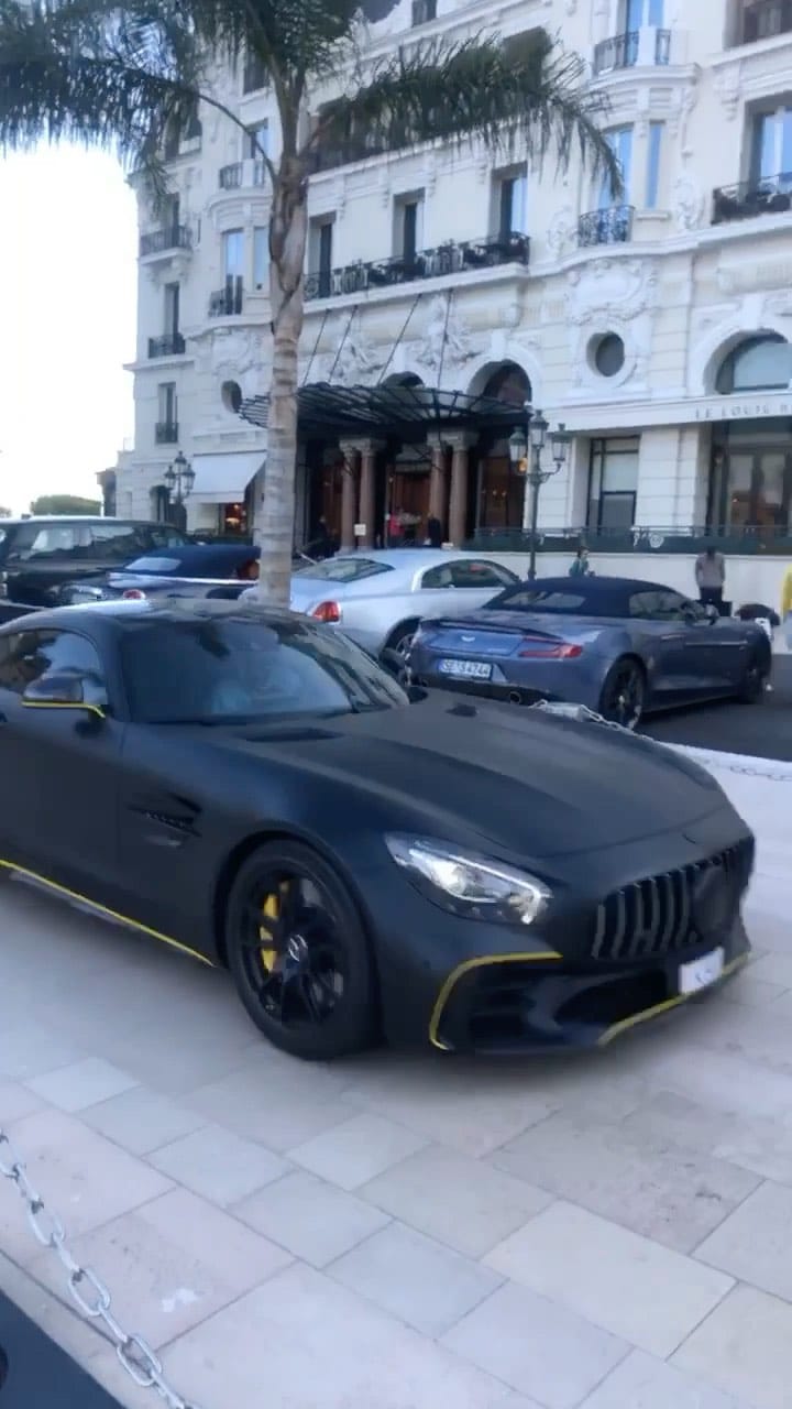 Post 10 by Carol🍒D’Azur 🏎⚓️🔥 on Instagram (video)