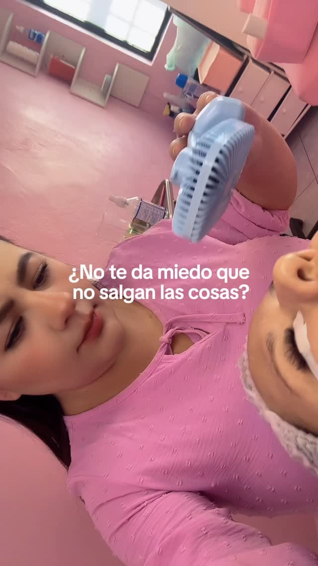 Post 3 by Mitzy Cazares on Instagram (video)