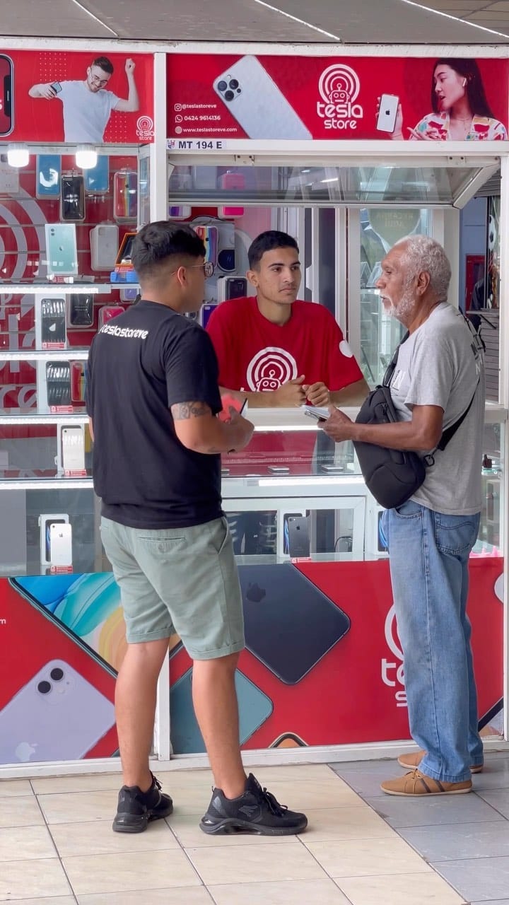 Post 10 by Celulares | Accesorios 🇻🇪 on Instagram (video)
