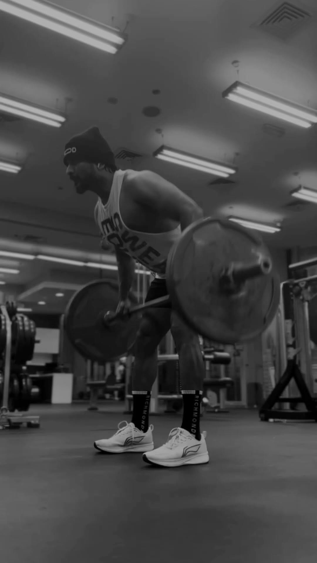 Post 6 by AHAMED FAYAL on Instagram (video)