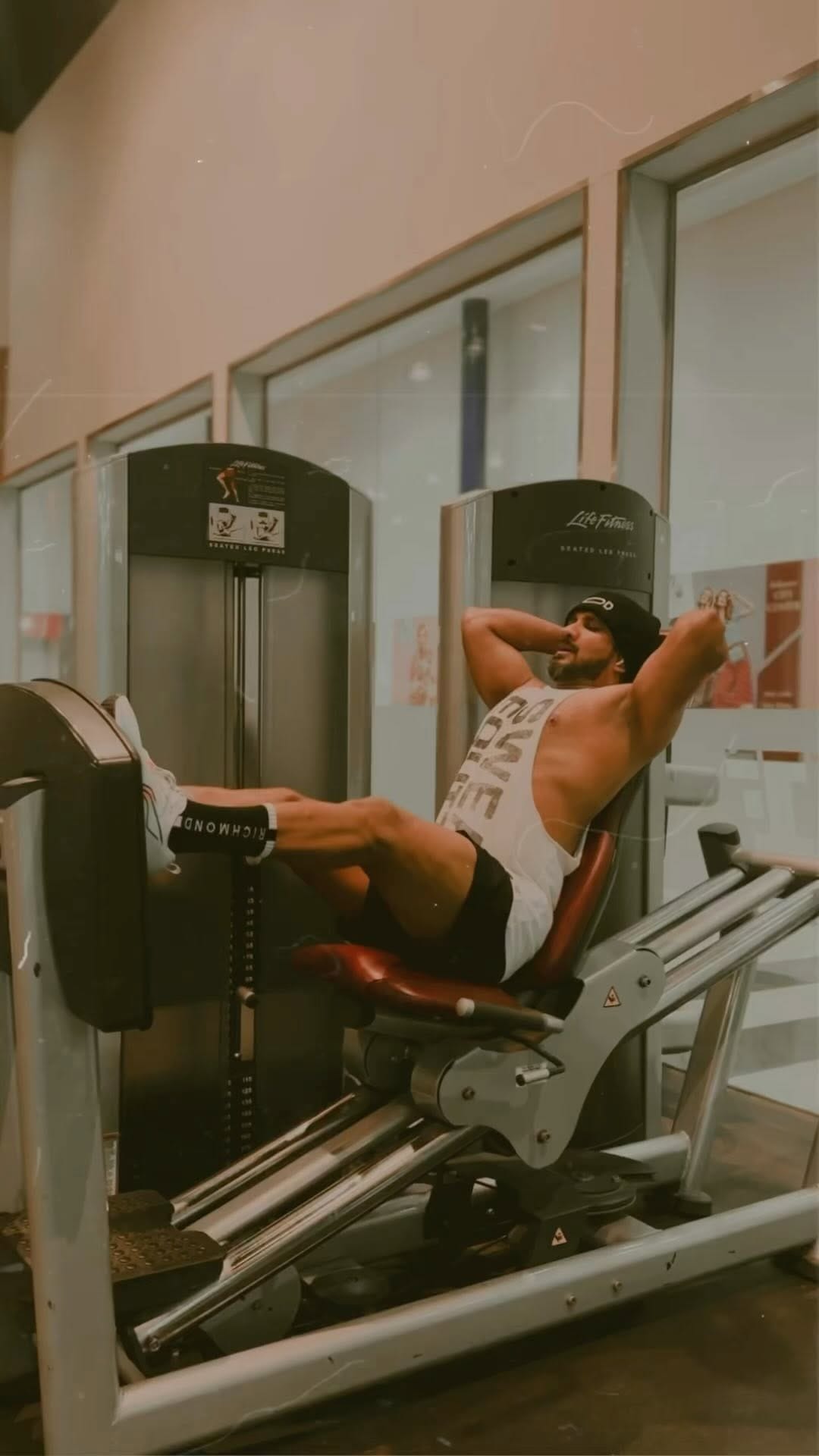 Post 8 by AHAMED FAYAL on Instagram (video)