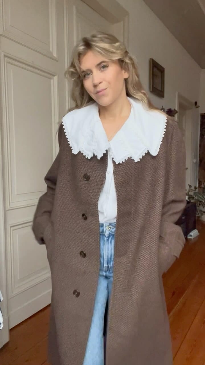 Post 4 by JulsVintage | Vintage Fashion on Instagram (video)