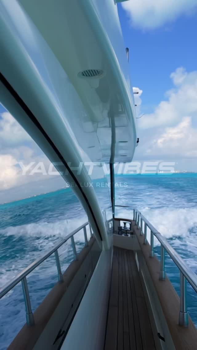 Post 4 by YACHTVIBES on Instagram (video)