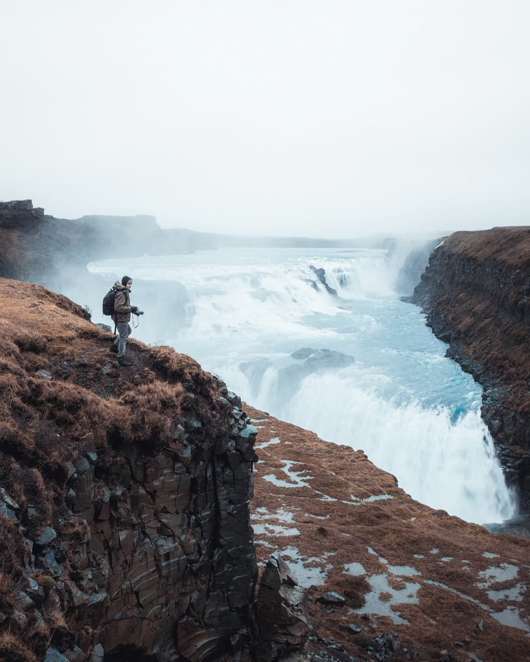 Post 3 by Yannik Schulz on Instagram (image)