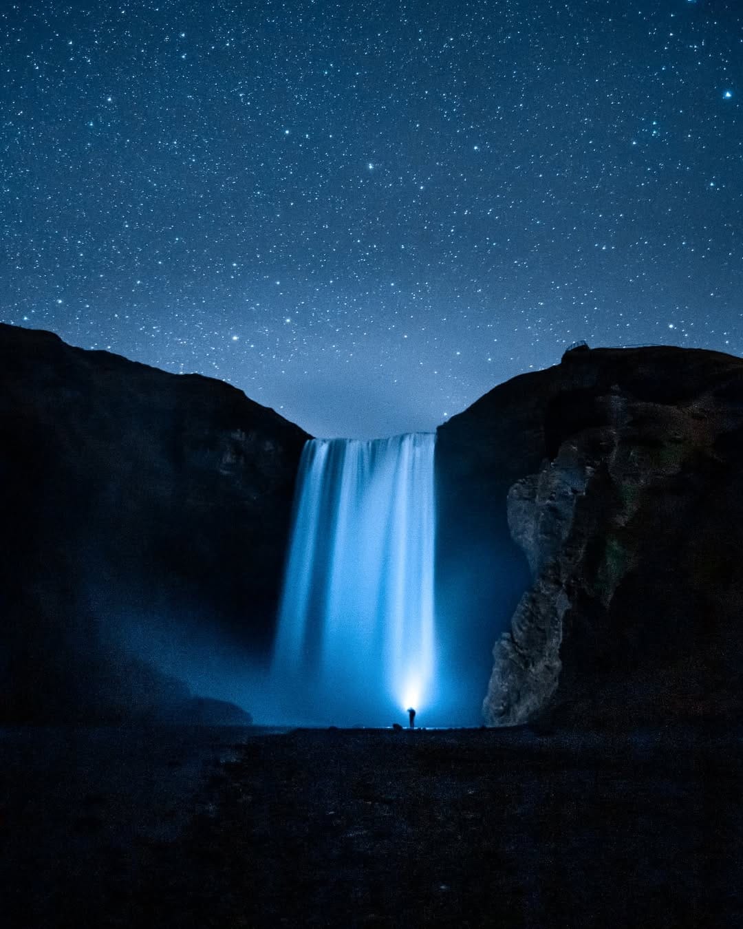 Post 2 by Yannik Schulz on Instagram (image)