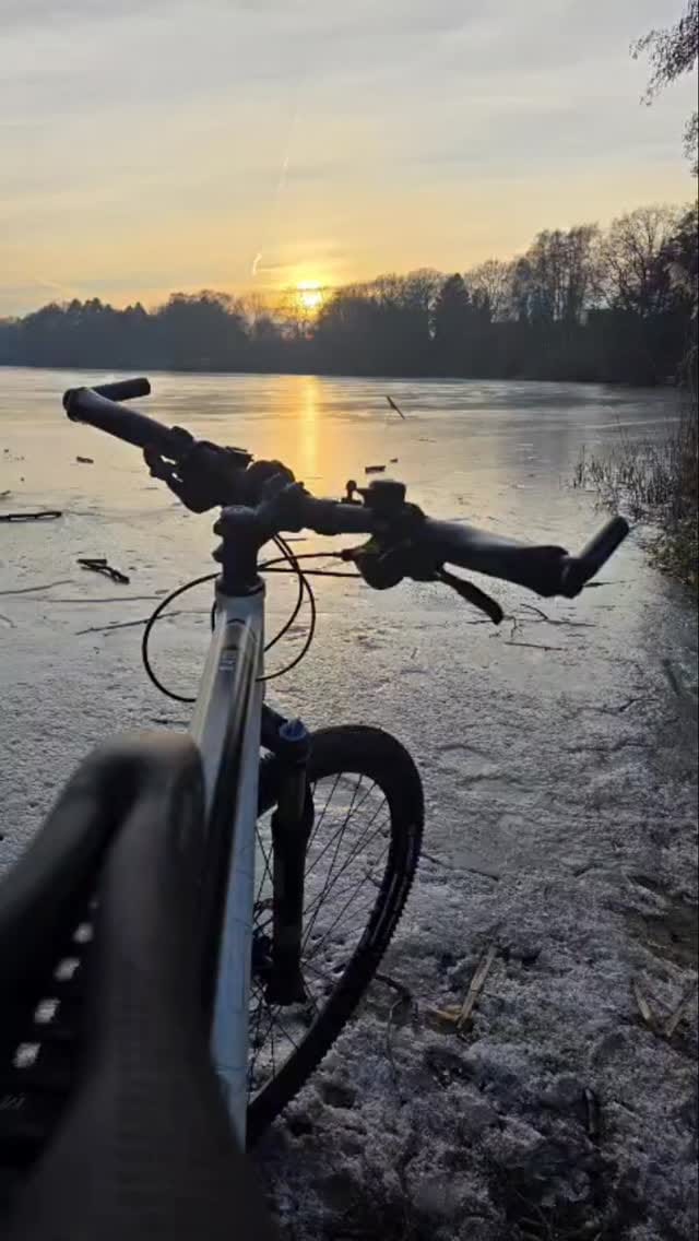 Post 2 by Ingo Gerwin on Instagram (video)