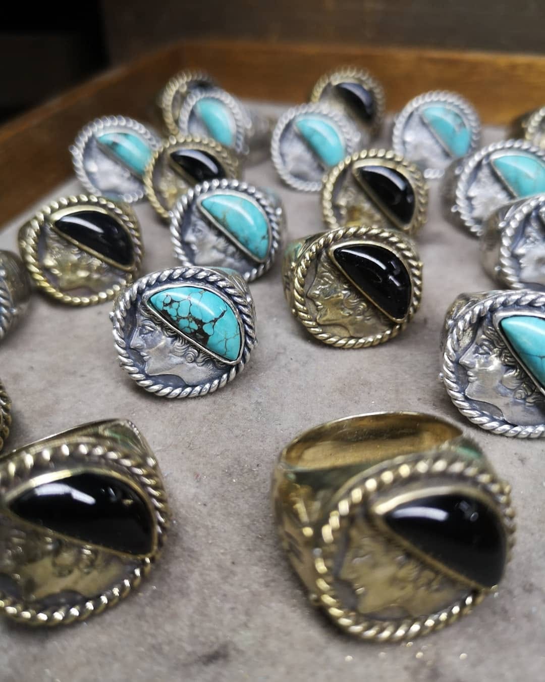 Post 8 by Aleja Jewelry Art on Instagram (carousel)