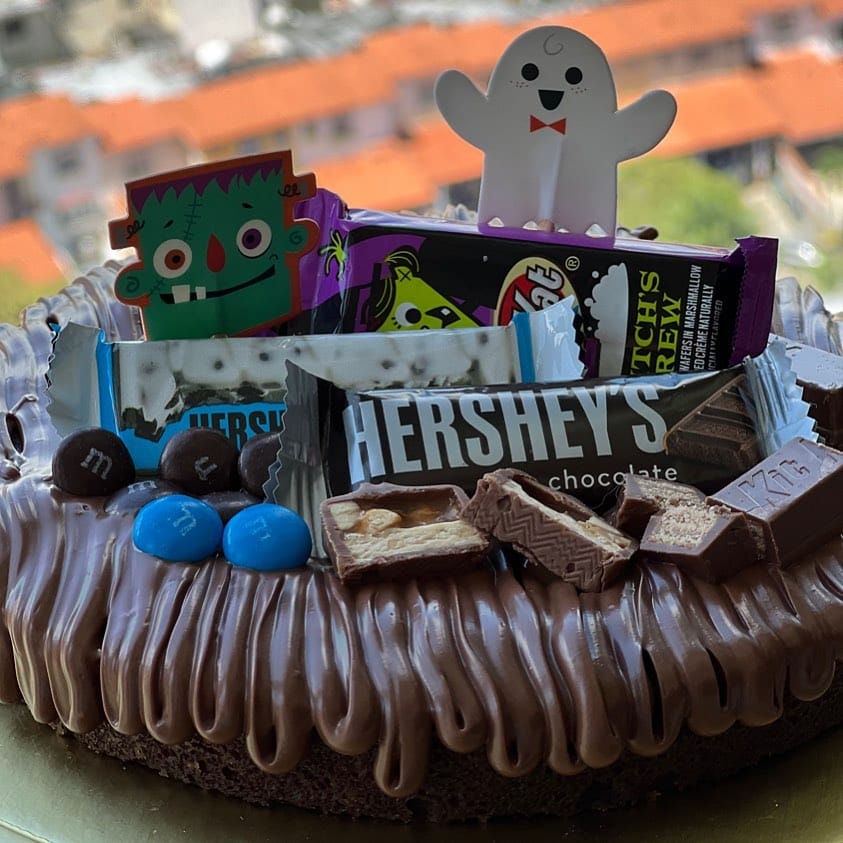 Post 4 by The Queen’s Bake on Instagram (image)