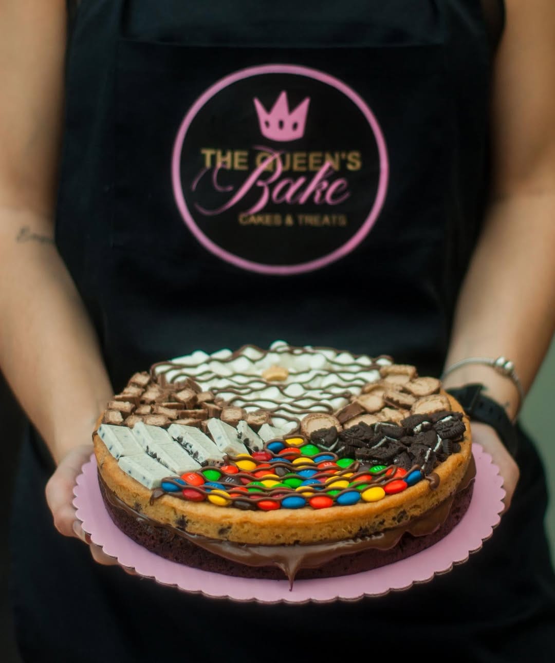 Post 2 by The Queen’s Bake on Instagram (image)