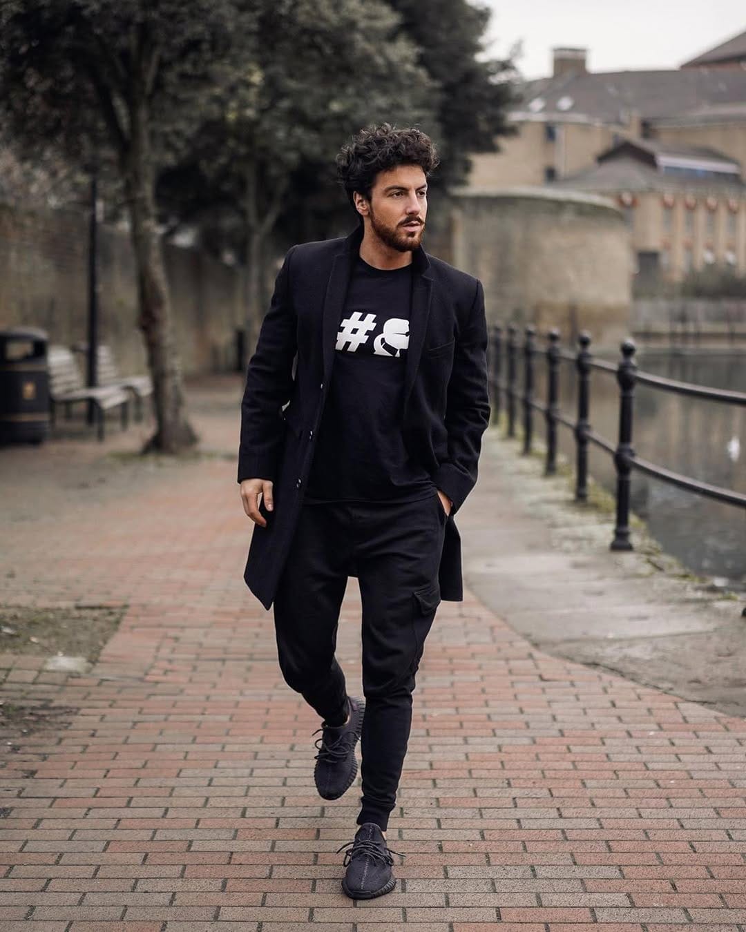 Post 8 by Men In Black Clothes on Instagram (carousel)