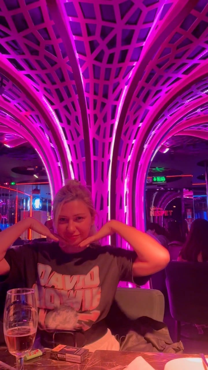 Post 10 by Özgecan Cüce on Instagram (video)