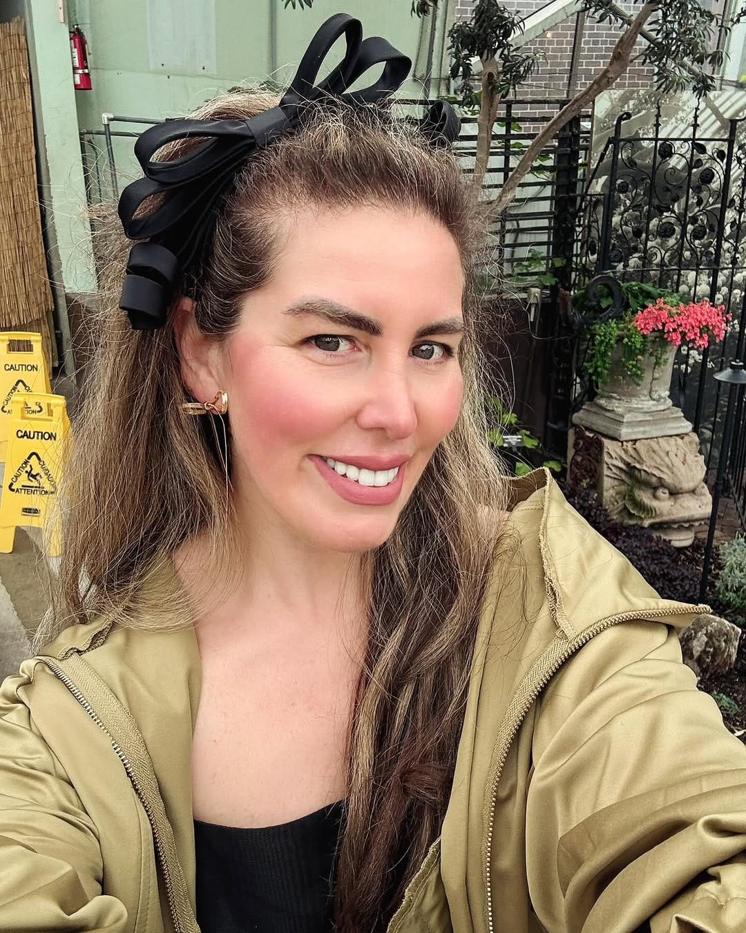 Post 9 by Ceyda Jeyda on Instagram (image)