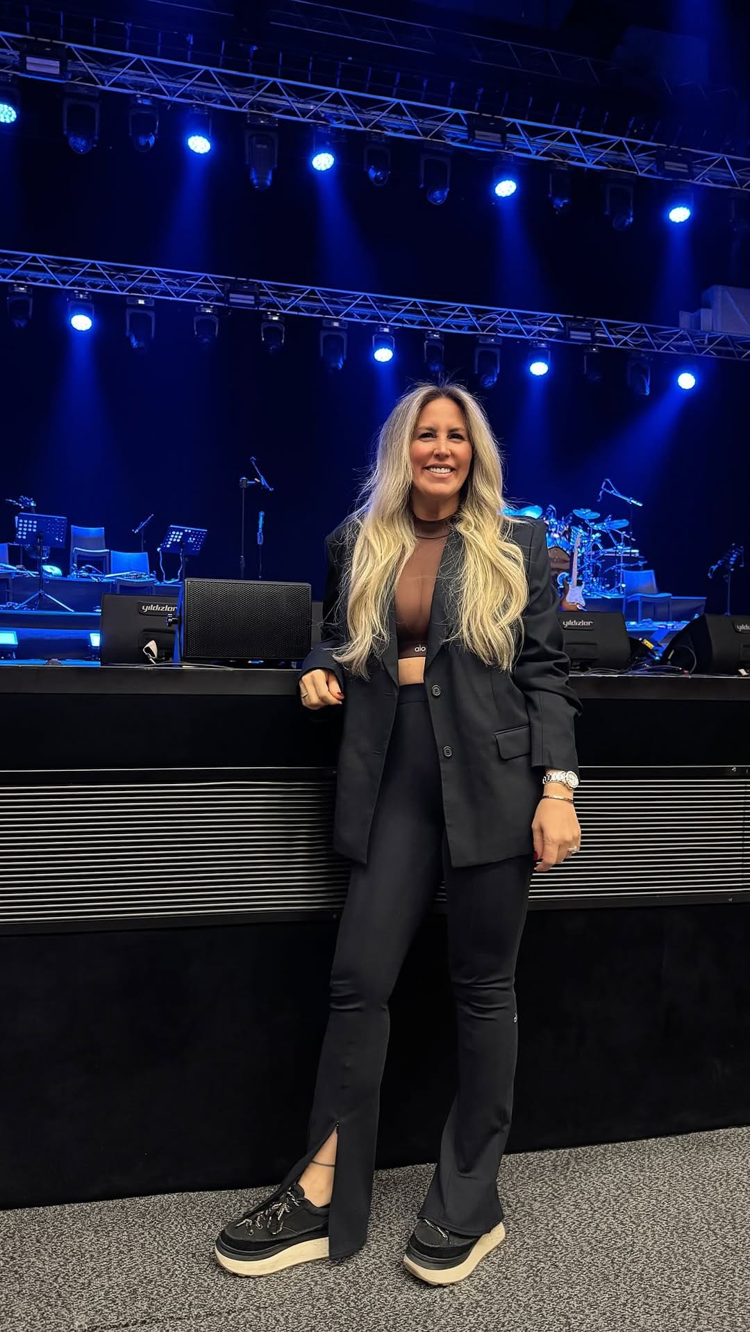 Post 4 by Ceyda Jeyda on Instagram (video)