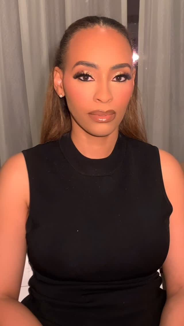 Post 3 by Dubai MakeupArtist on Instagram (video)