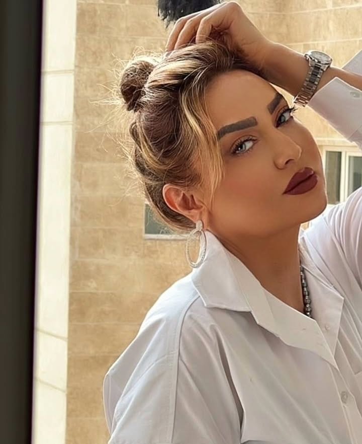 Post 10 by Aziii 🦢 on Instagram (image)