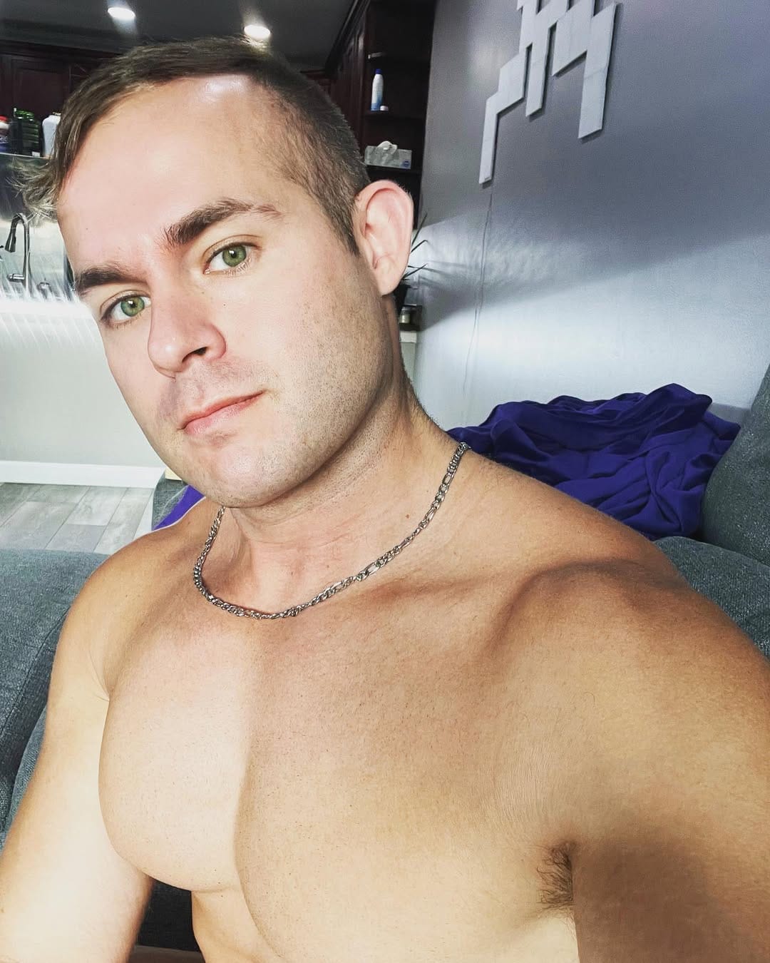 Post 7 by Kyle on Instagram (image)