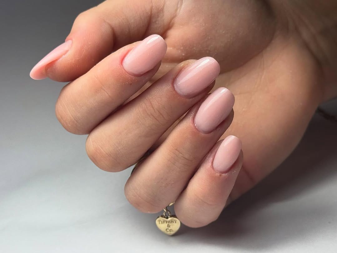 Post 5 by D-licious Nails on Instagram (image)