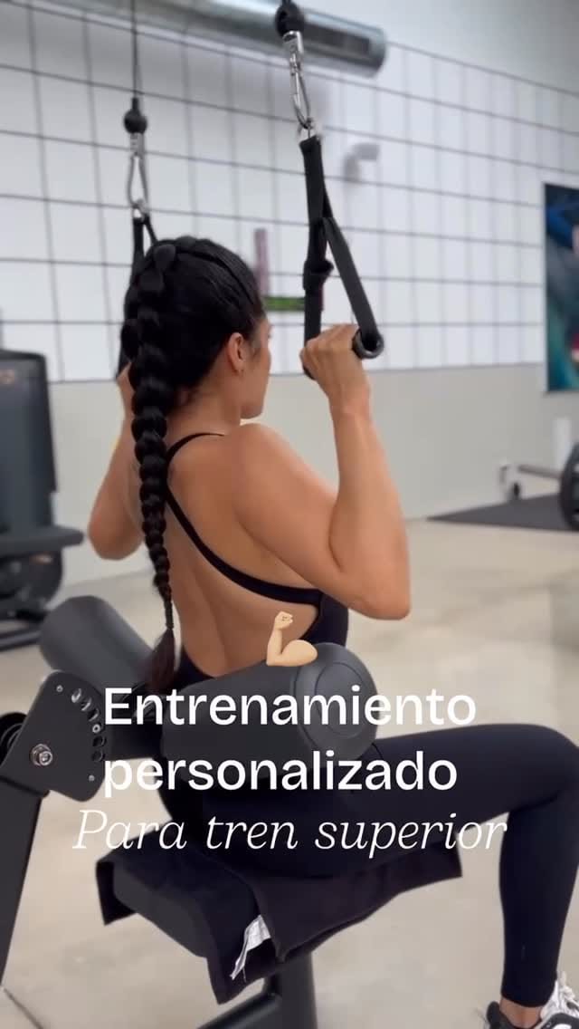 Post 7 by E N L U C   P A Z🌙 on Instagram (video)