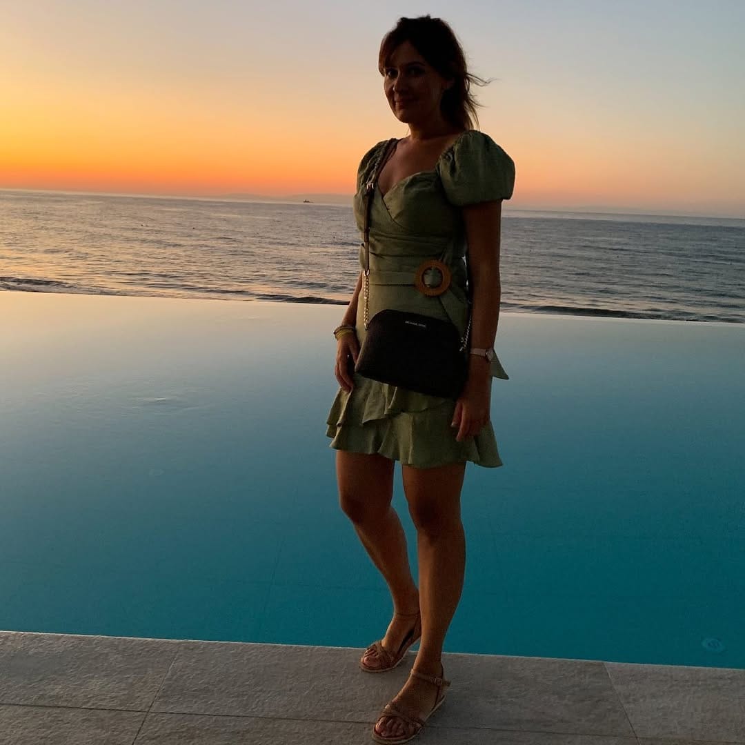 Post 2 by Zeynep on Instagram (image)