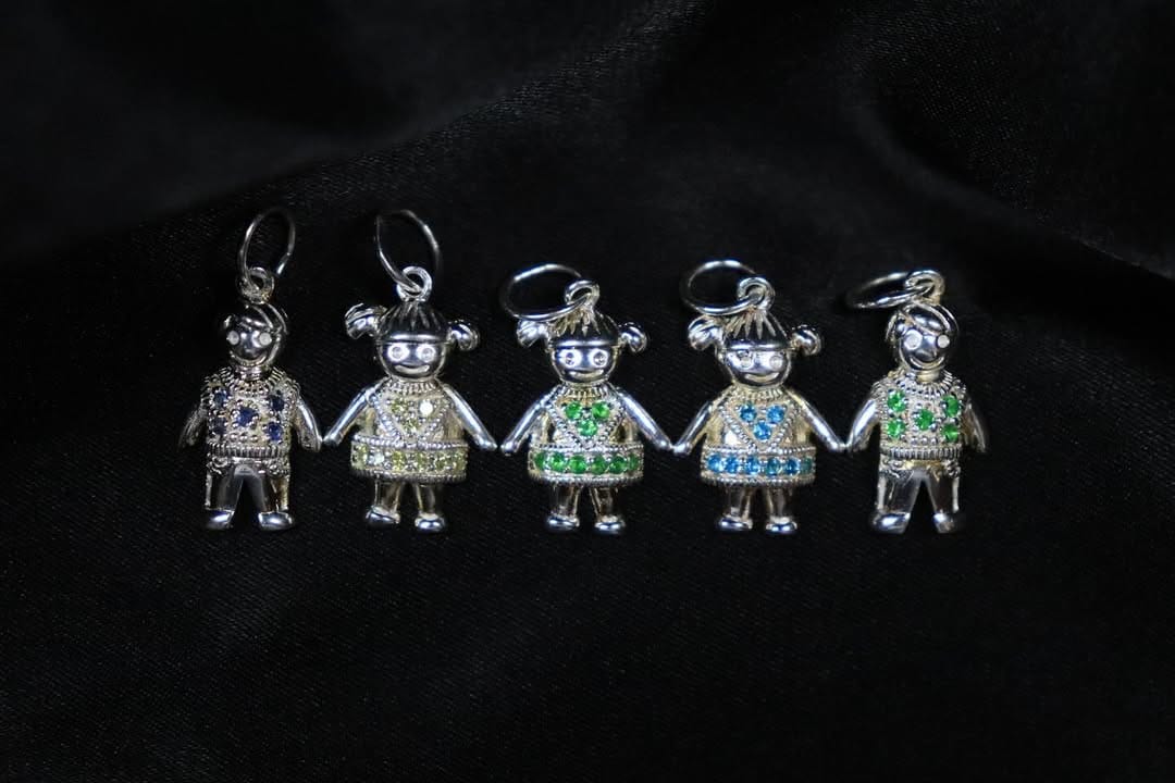 Post 4 by Joyeria MAY on Instagram (image)