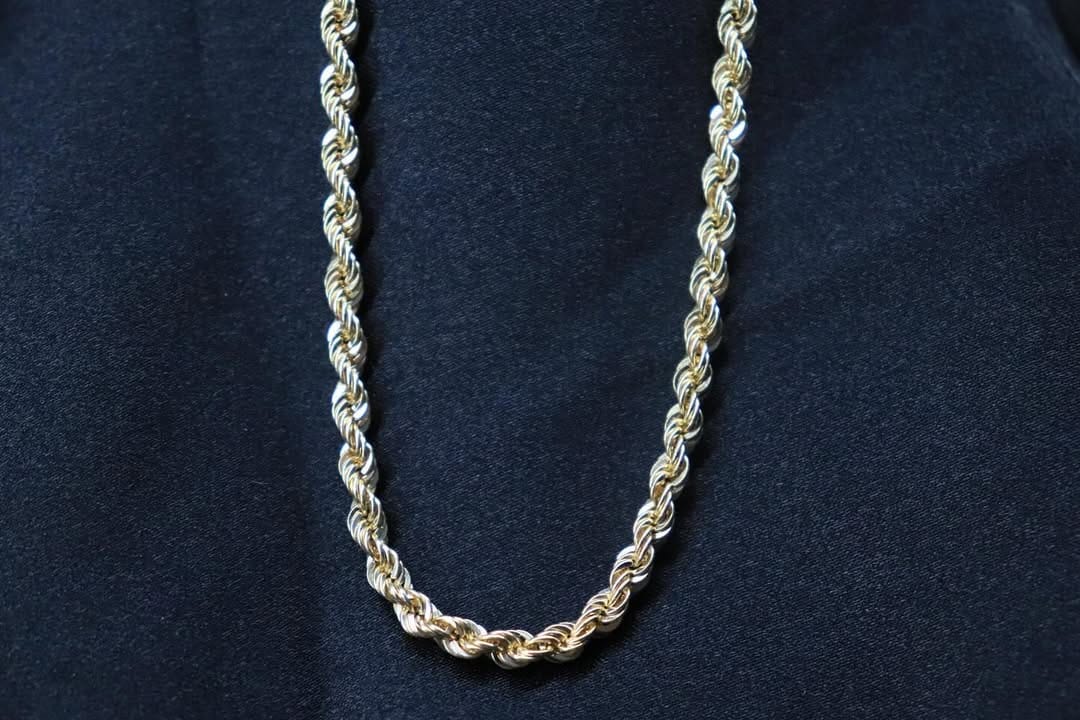 Post 6 by Joyeria MAY on Instagram (image)