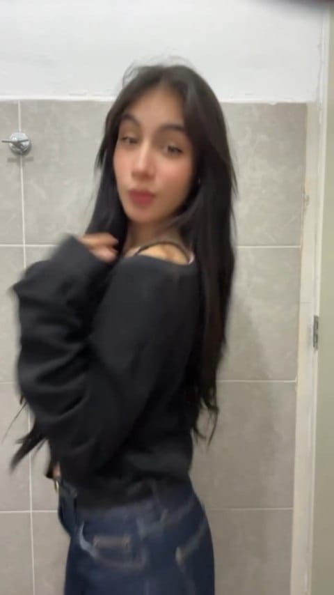 Post 1 by Karina on Instagram (video)