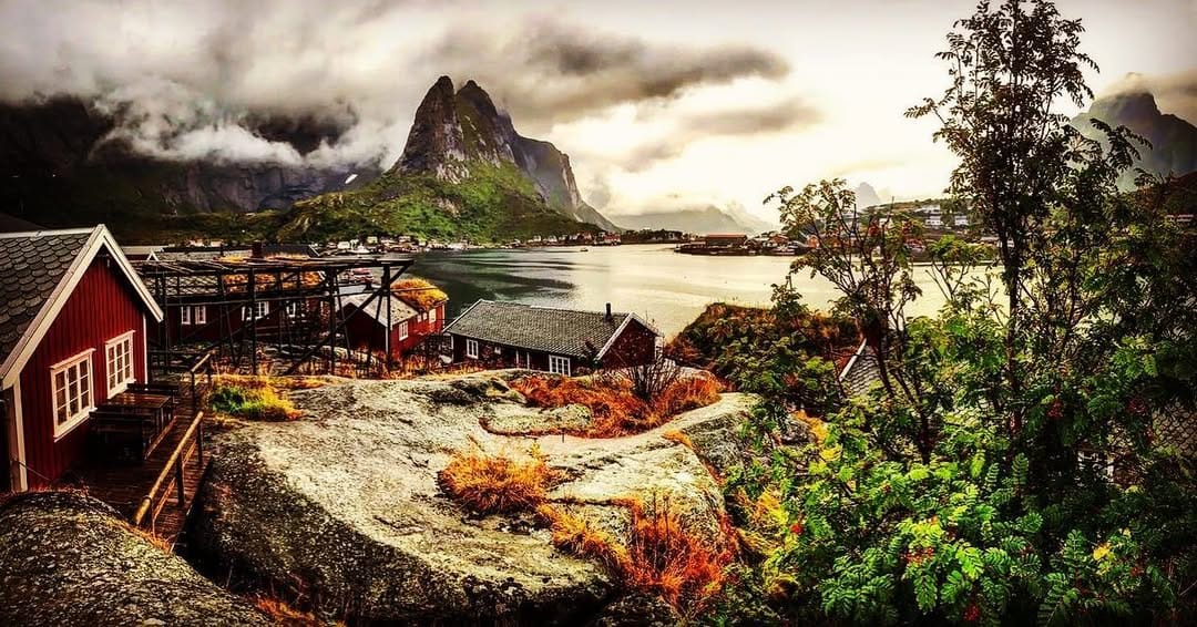 Post 3 by @_where_to_travel_ on Instagram (image)