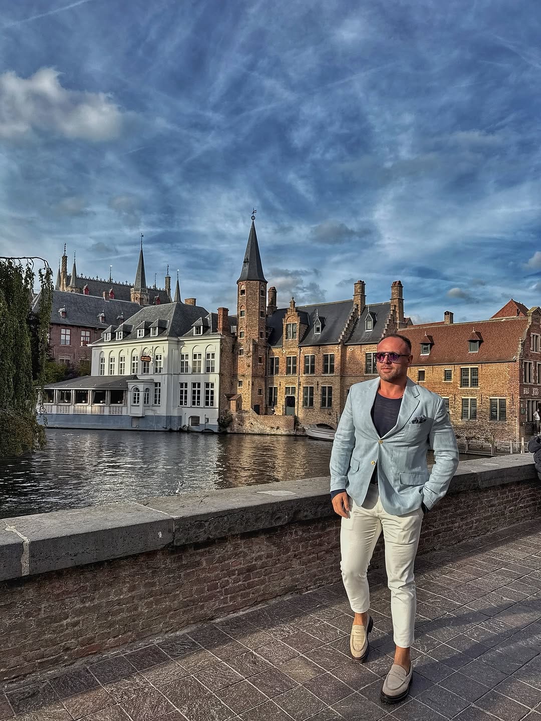 Post 10 by Riad Ademi on Instagram (image)