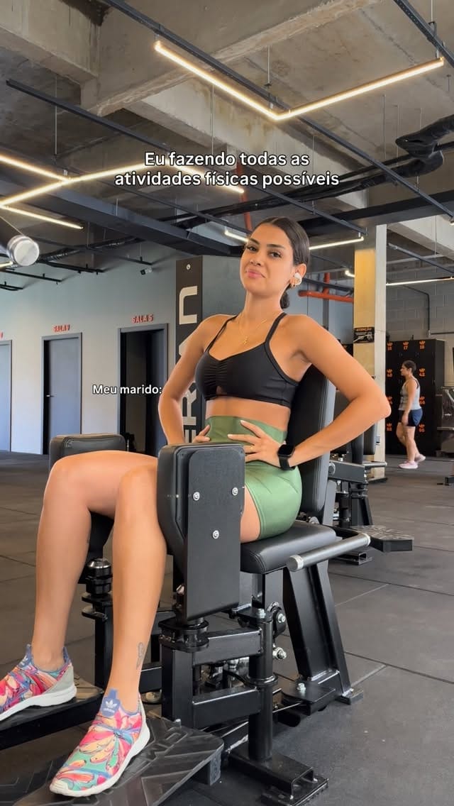 Post 1 by Tatiane | Personal on Instagram (video)