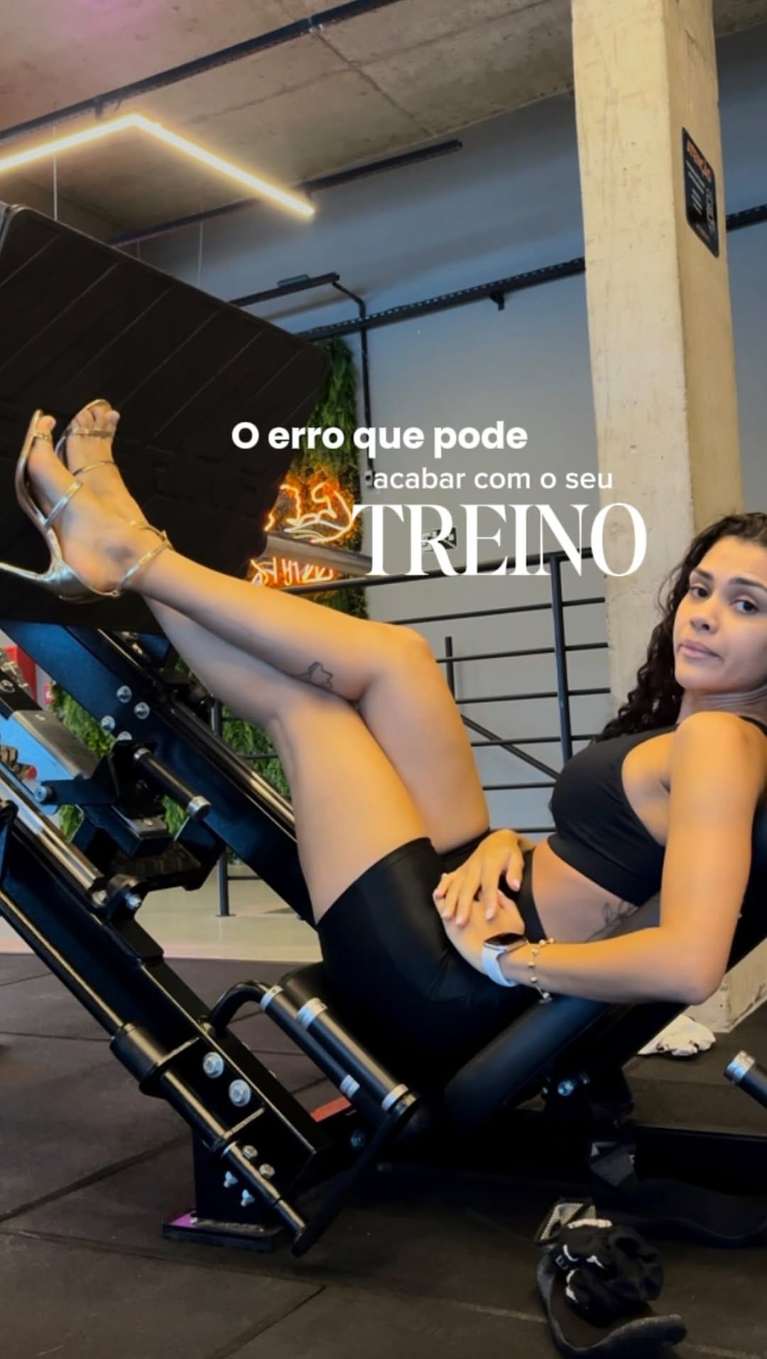 Post 3 by Tatiane | Personal on Instagram (video)