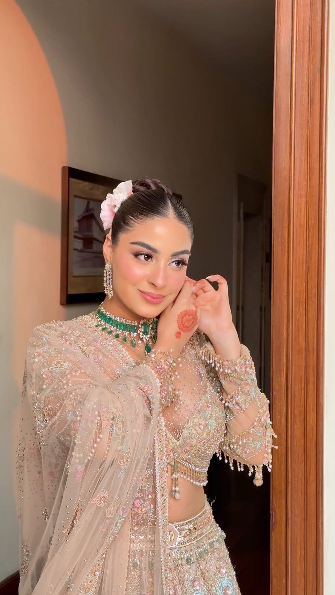 Post 3 by Simran Punchhi | Makeup artist on Instagram (video)