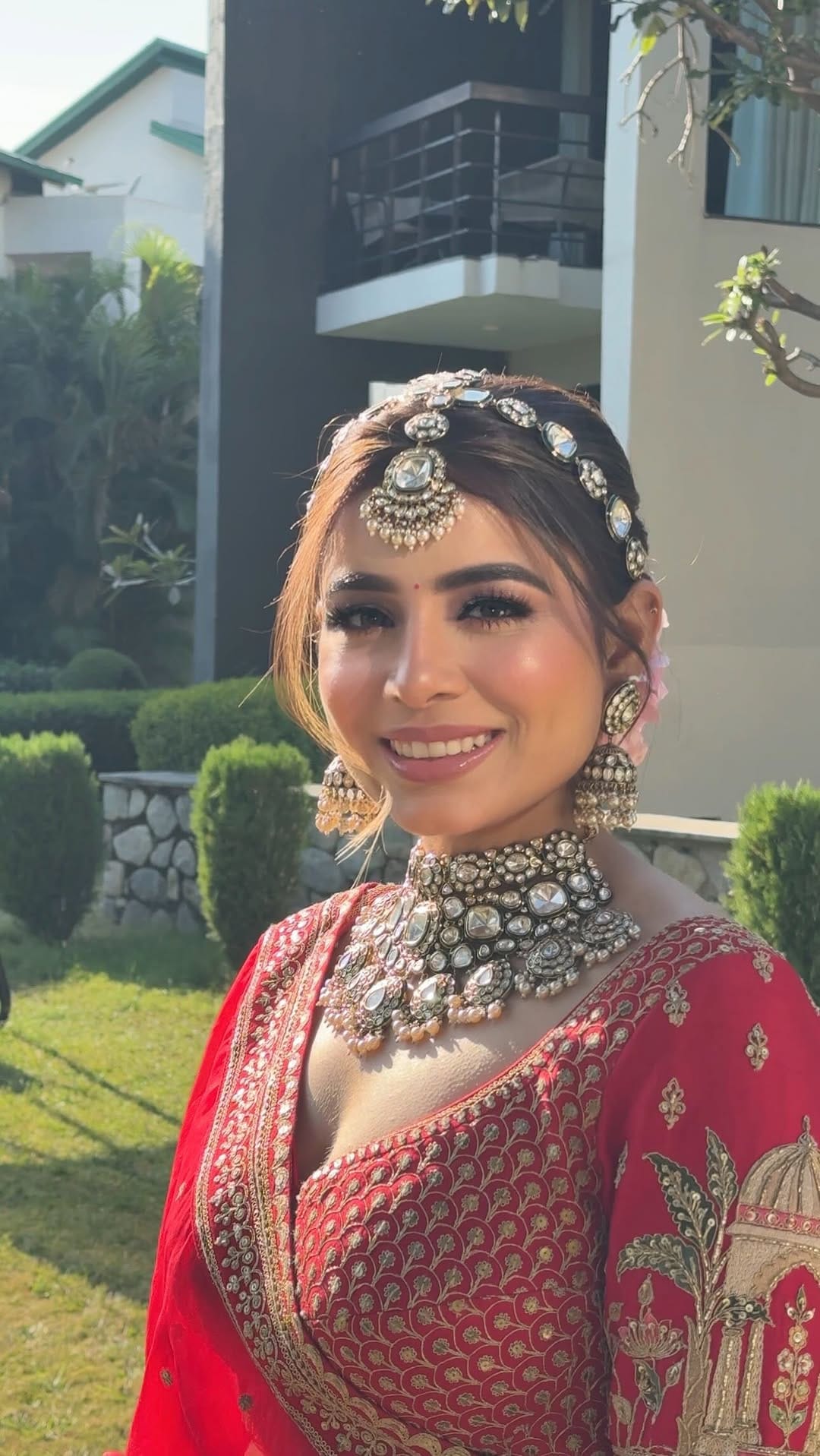 Post 9 by Simran Punchhi | Makeup artist on Instagram (video)