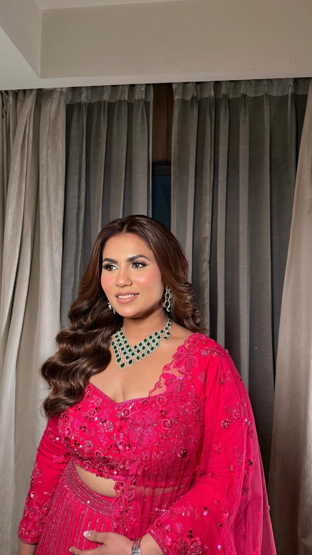 Post 1 by Simran Punchhi | Makeup artist on Instagram (video)