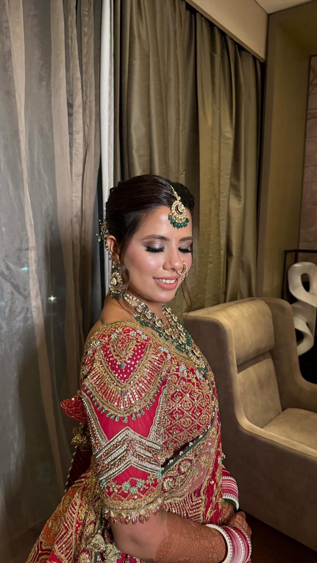 Post 8 by Simran Punchhi | Makeup artist on Instagram (video)