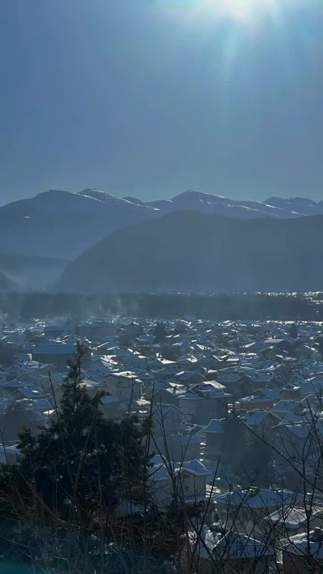 Post 4 by Kunitzky on Instagram (video)