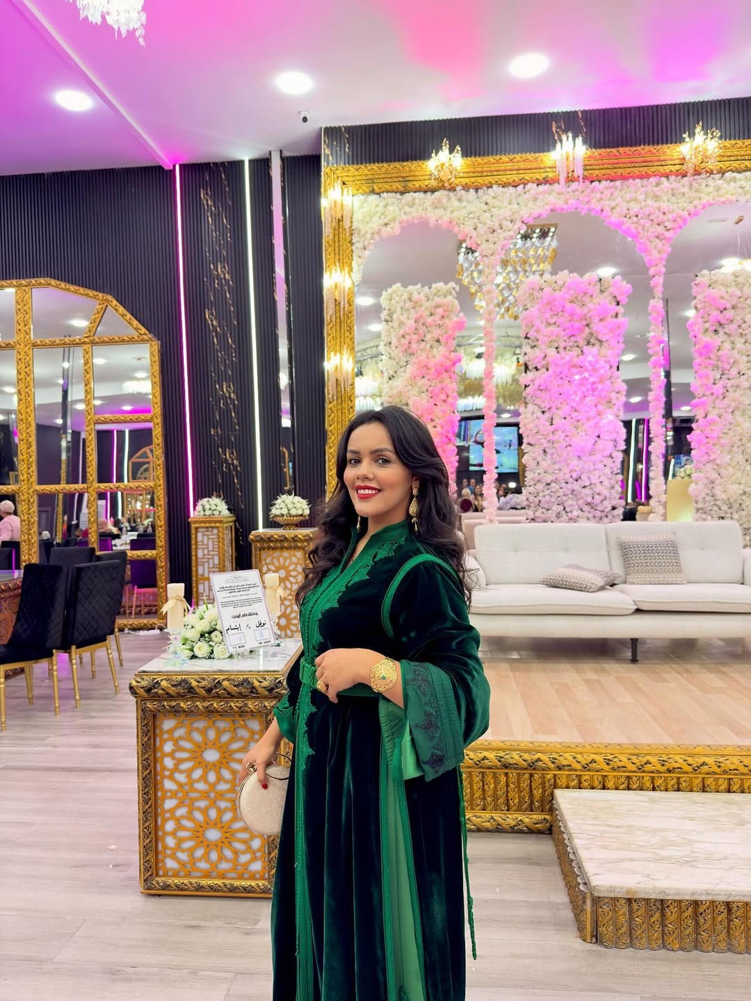 Post 6 by Ghita Khafid on Instagram (carousel)