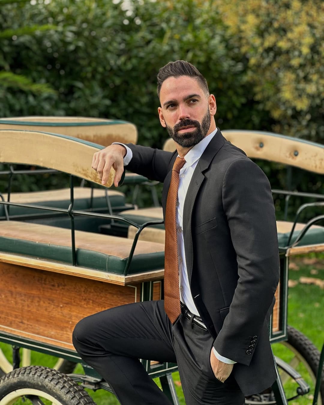 Post 8 by David Salamanca on Instagram (carousel)
