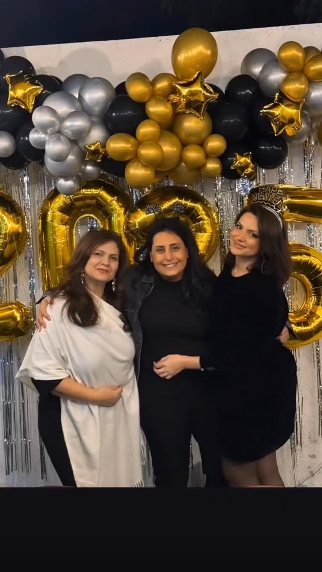 Post 1 by Makeup Artist Sonia Chamoun on Instagram (video)