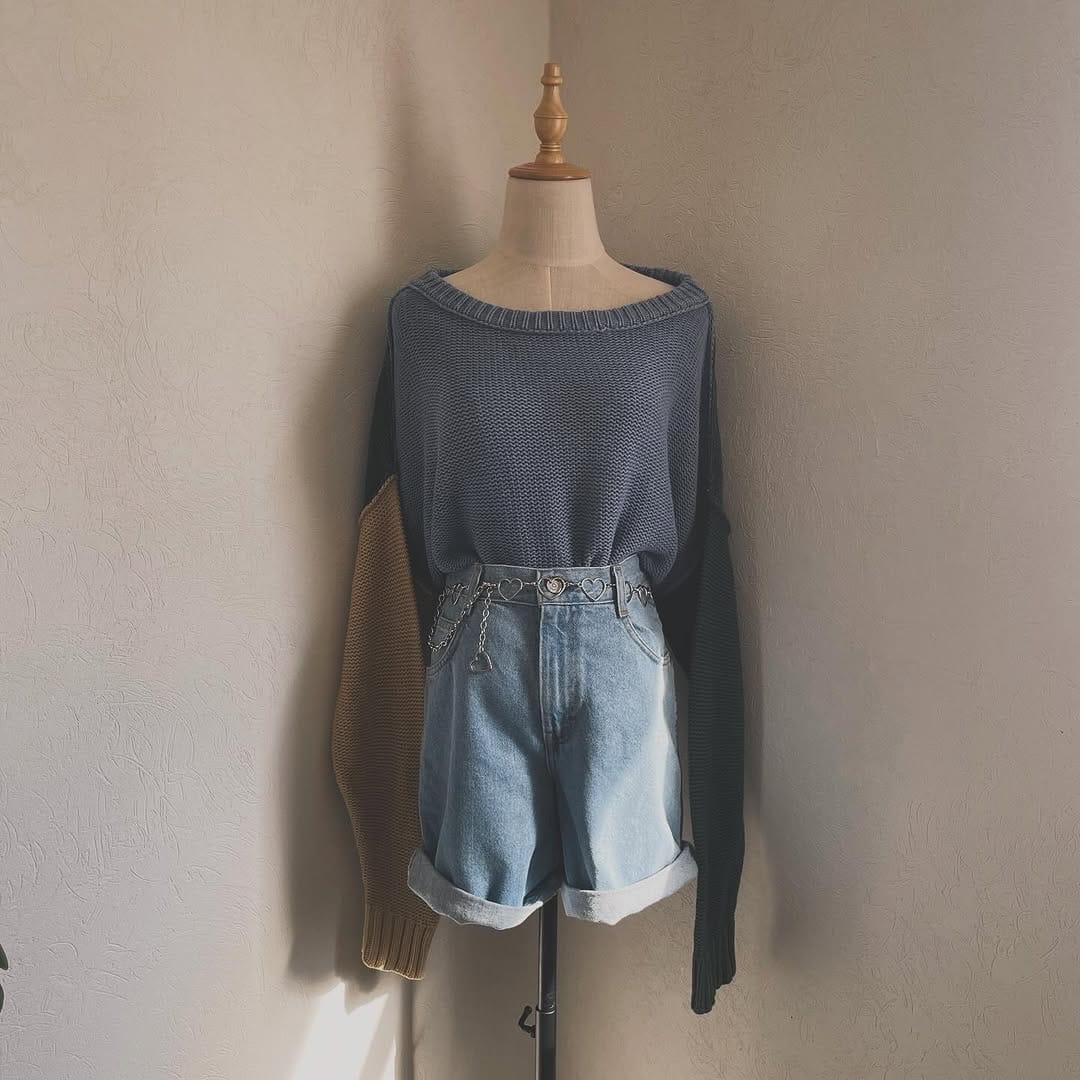 Post 9 by Dèjá Vu_Vintage Clothes on Instagram (carousel)