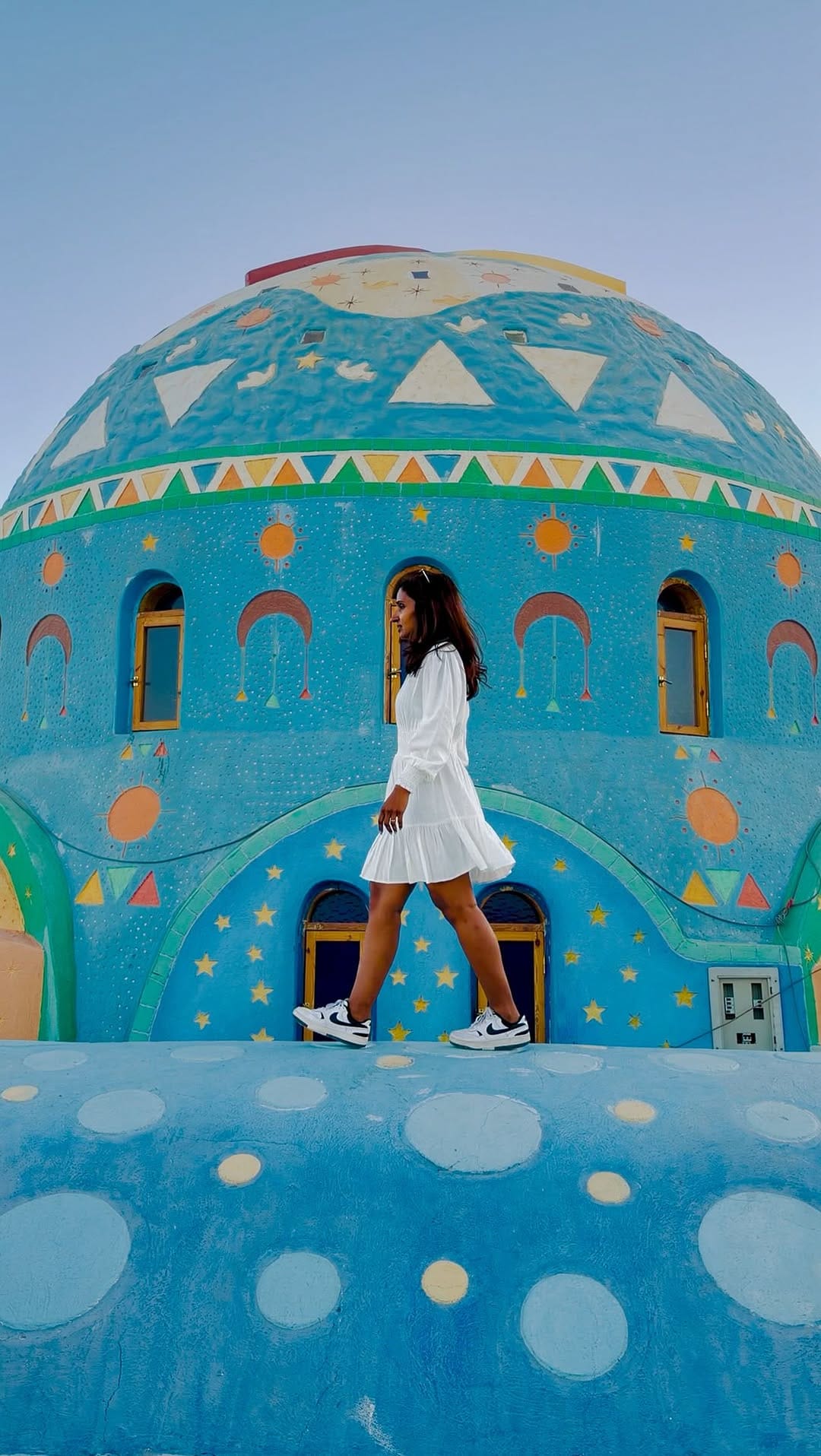 Post 6 by Sofia on Instagram (video)